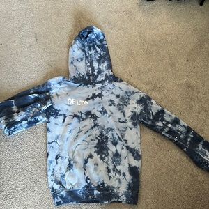 TRI DELTA SORORITY SWEATSHIRT.